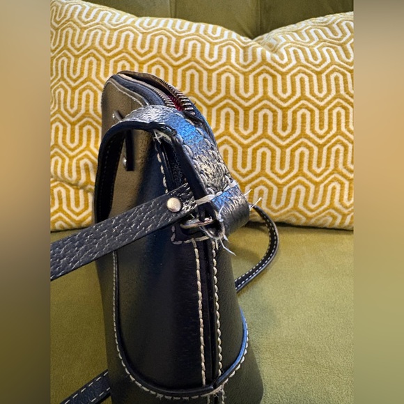 Kate Spade Small Black Domed Crossbody Purse Bag - Picture 2 of 5